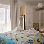 Casa Mirtilla Tatil Evi Aci Trezza